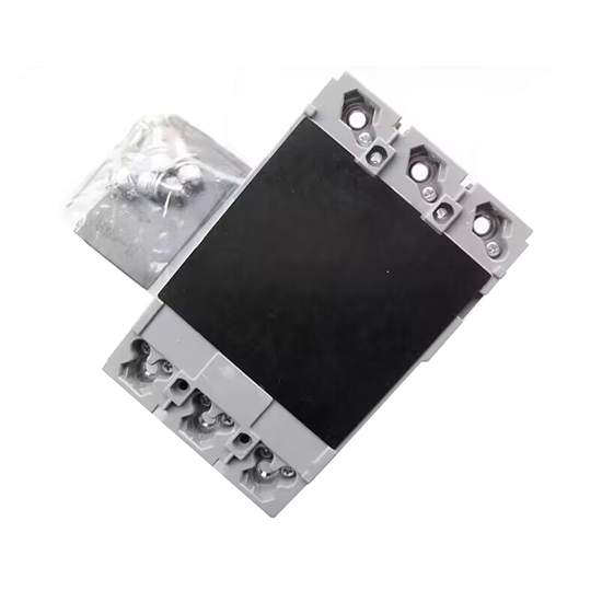 3 Pole Molded Case Circuit Breaker, 250A/ 300A/ 350A/ 400A